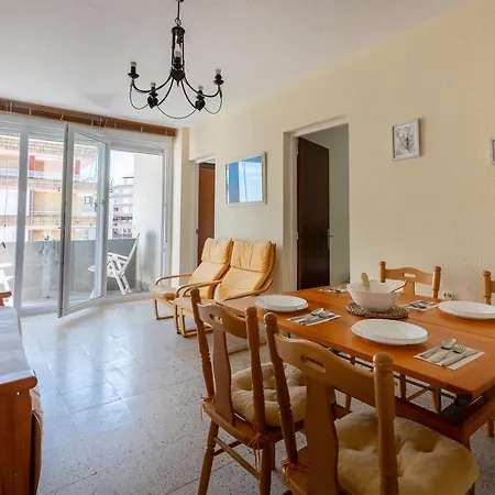 Piso Con Terraza A 50 Metros De La Playa