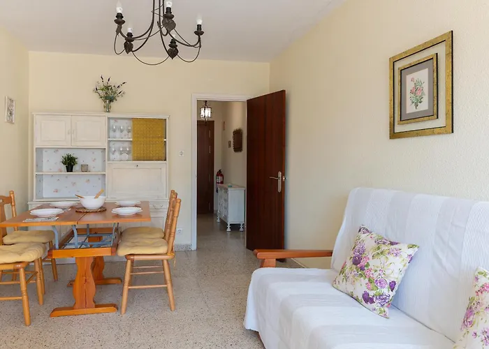 Piso Con Terraza A 50 Metros De La Playa Suances